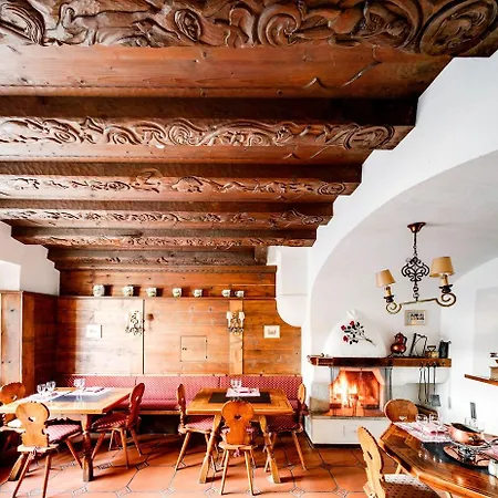 Parsenn Hotel 3*