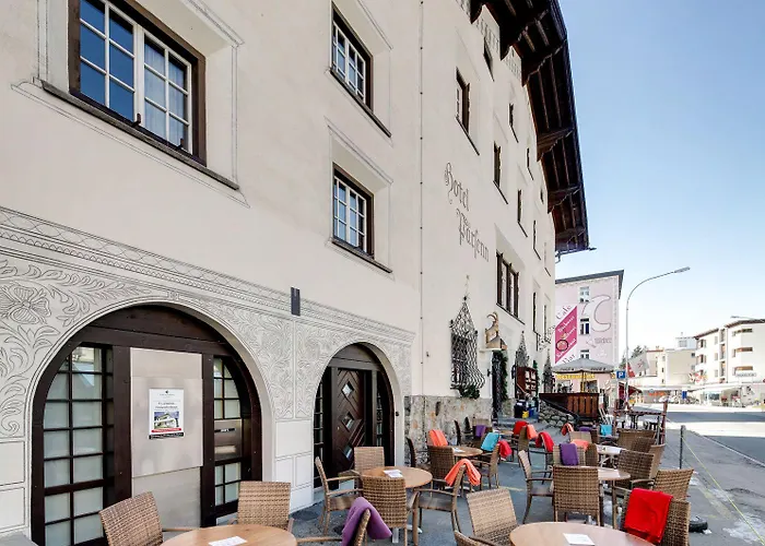 Parsenn Szálloda 3*